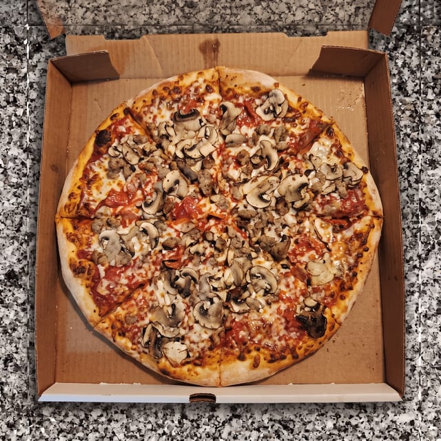 Steak Pizza.